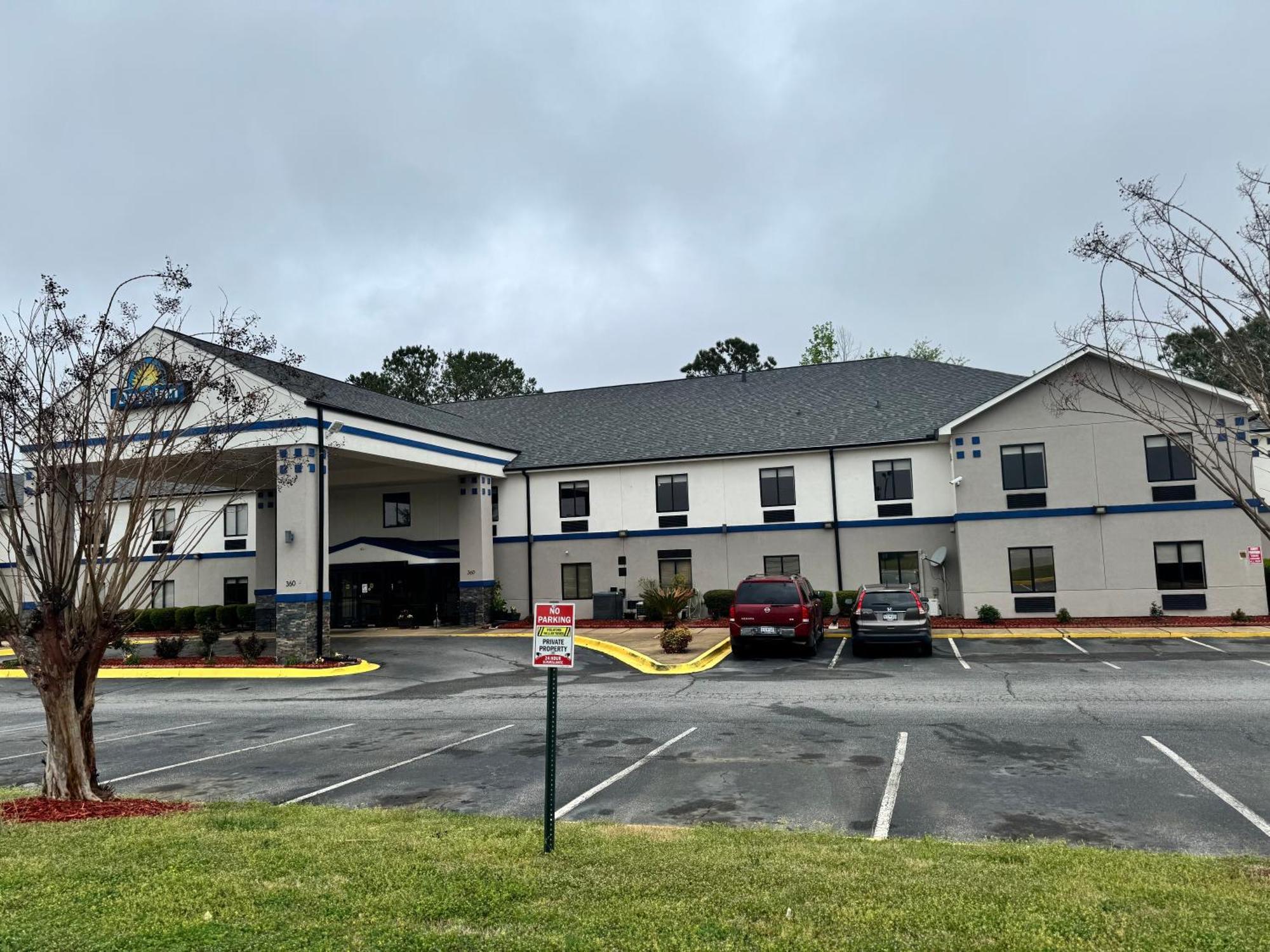 Days Inn By Wyndham Mauldin/Greenville Exterior photo